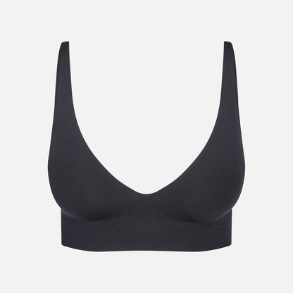 no-repeat center / cover 
url('https://cdn.shopify.com/s/files/1/0984/8841/8645/files/KomfortBHschwarz.jpg?v=1781177075')